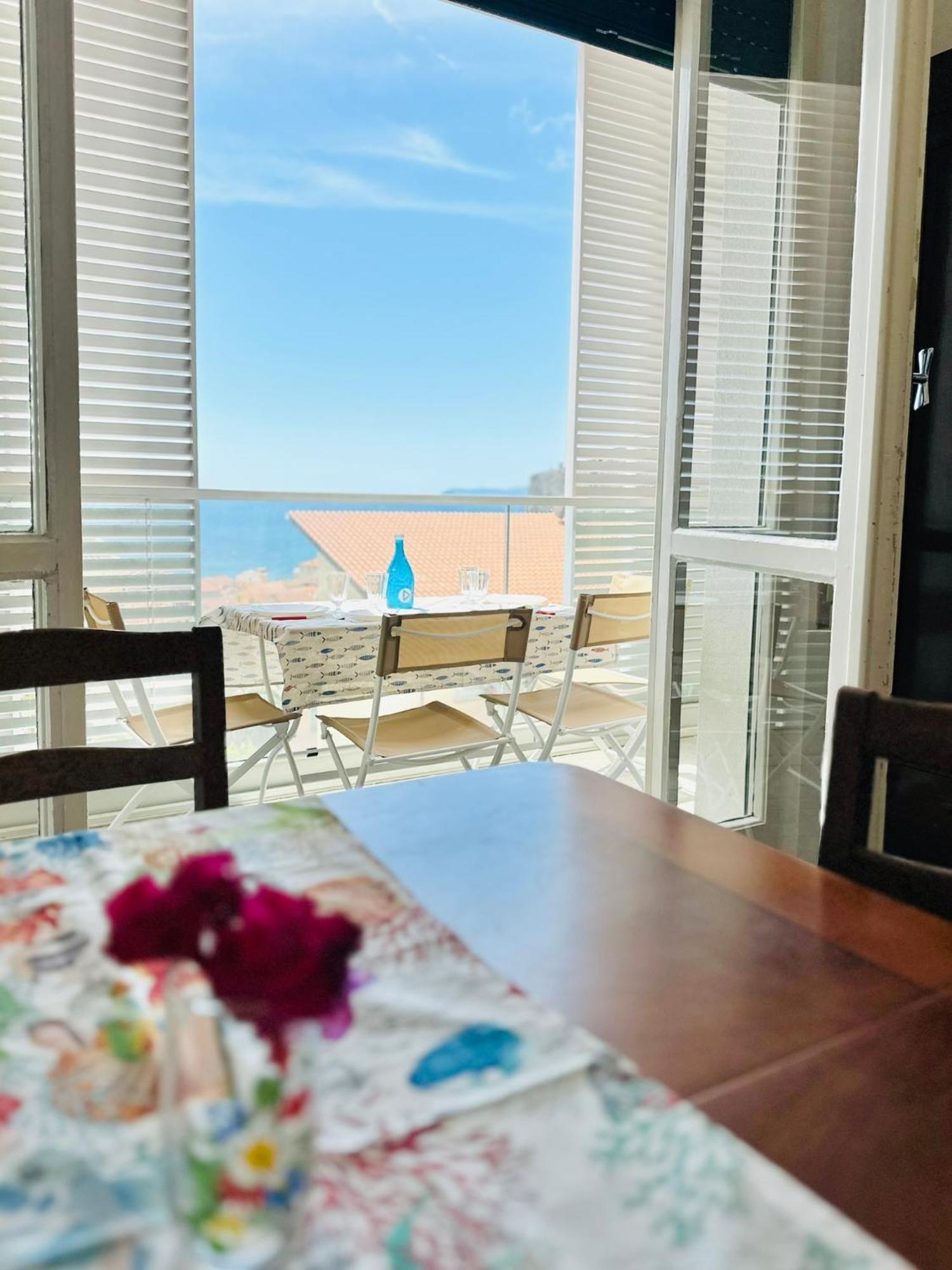 Apartment Hostdomus - Sea View
